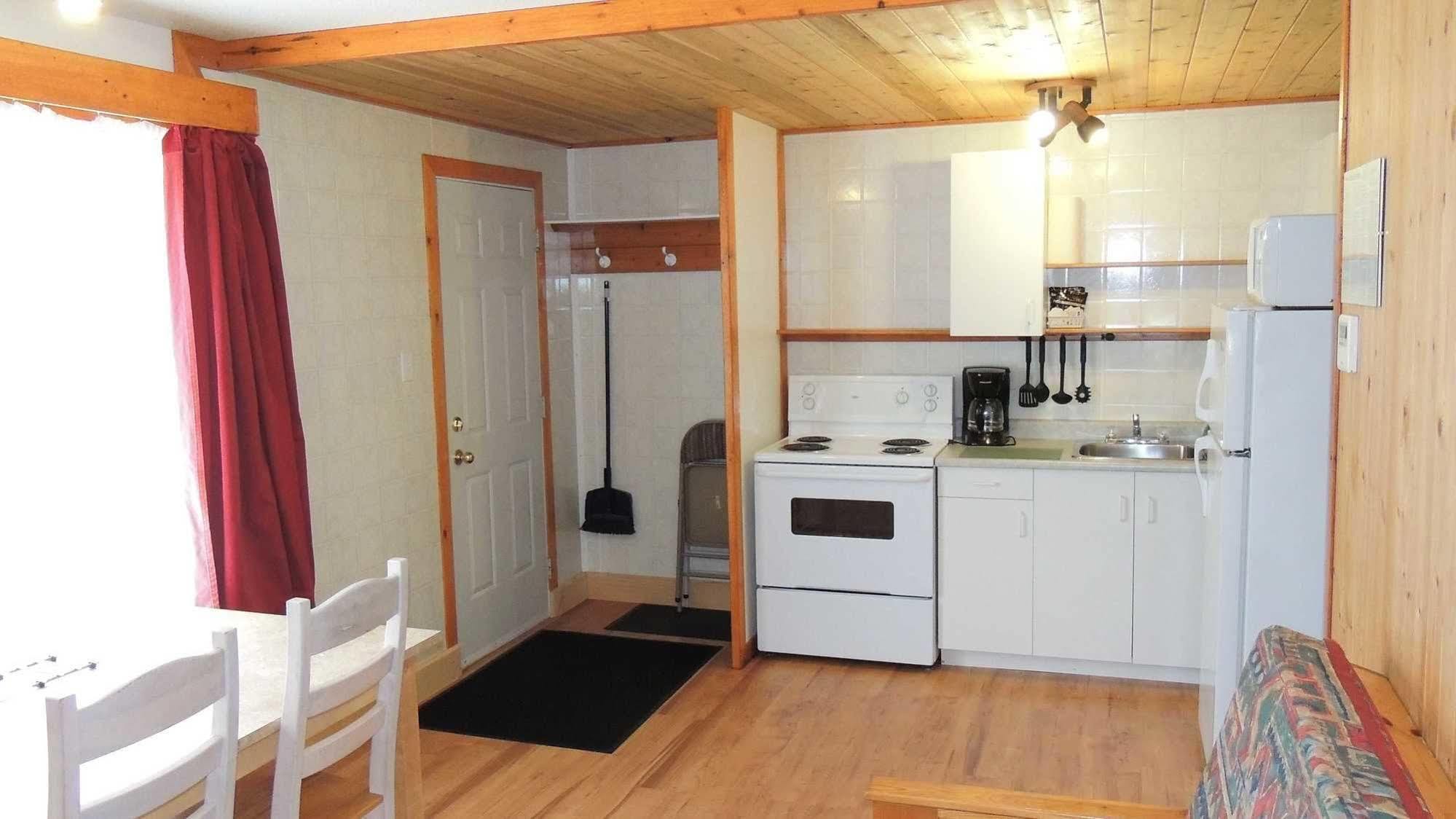 סלמון ארם Viewpoint Rv & Cottages מראה חיצוני תמונה